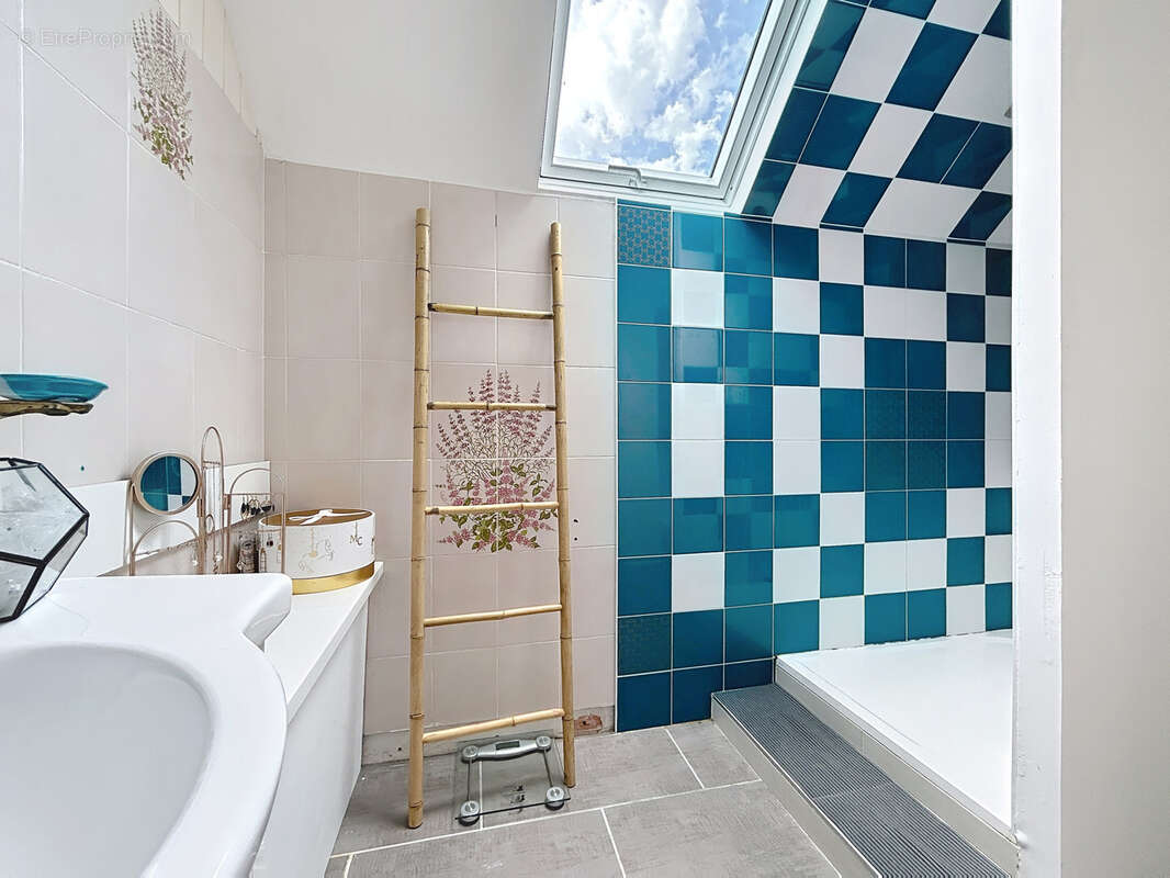 Maison à NEUFMESNIL