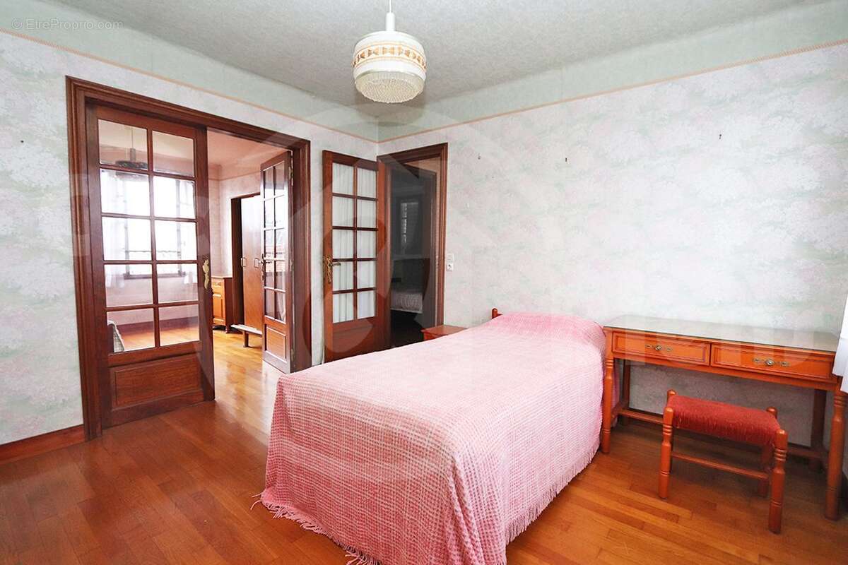 p2 - Maison à VELIZY-VILLACOUBLAY