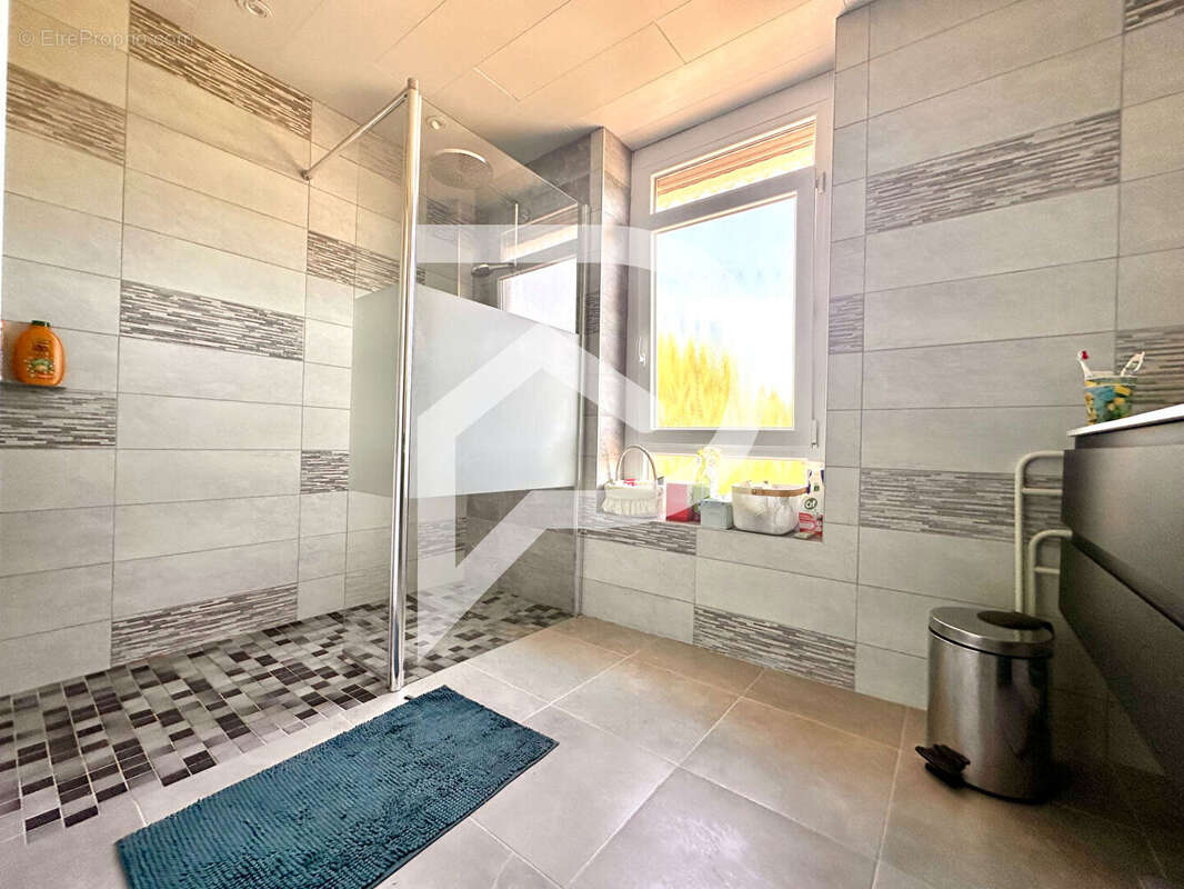 Maison à BLAINVILLE-SUR-L&#039;EAU