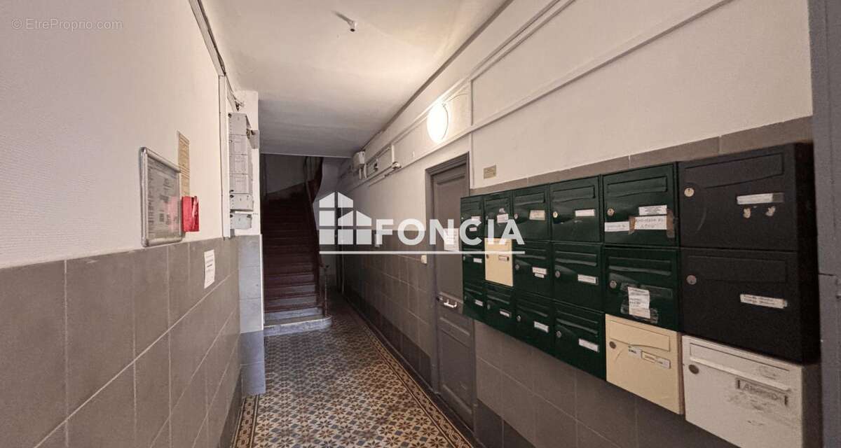 Appartement à MARSEILLE-3E
