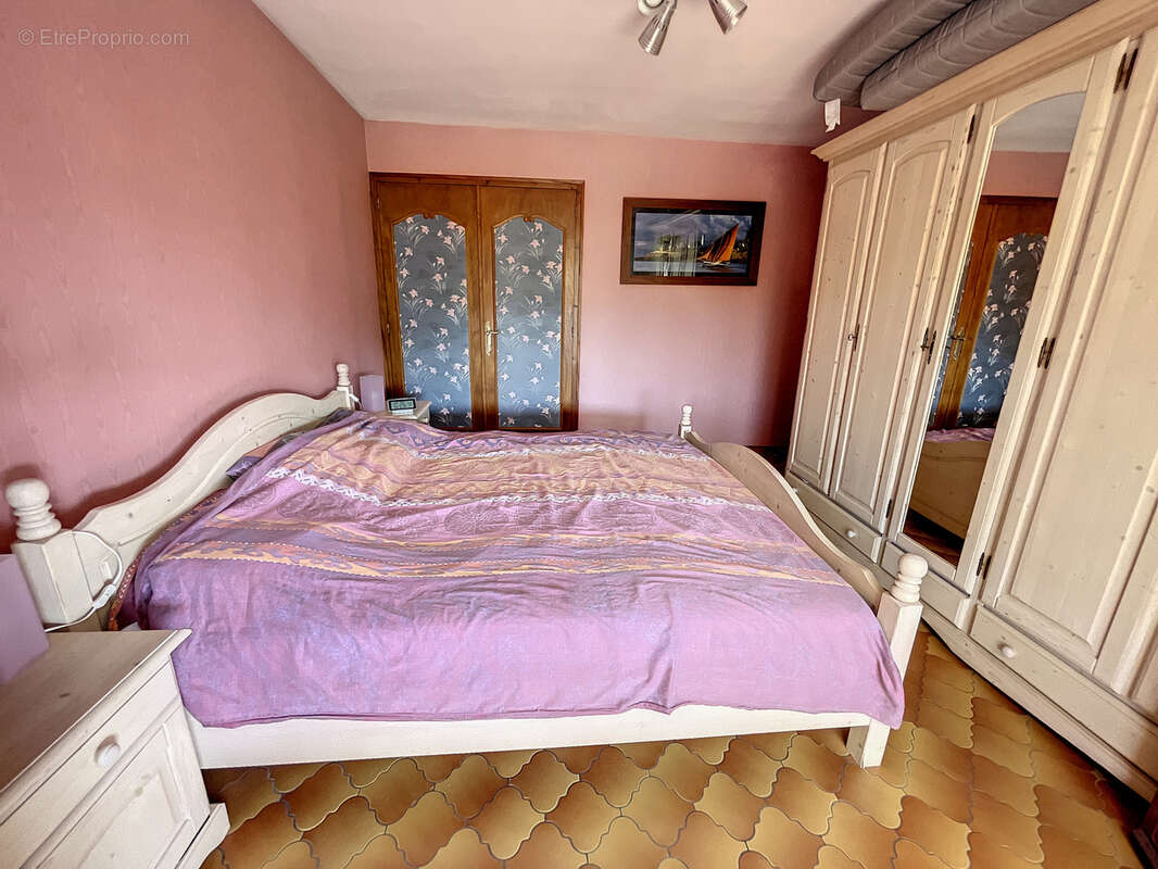 Appartement à BORMES-LES-MIMOSAS