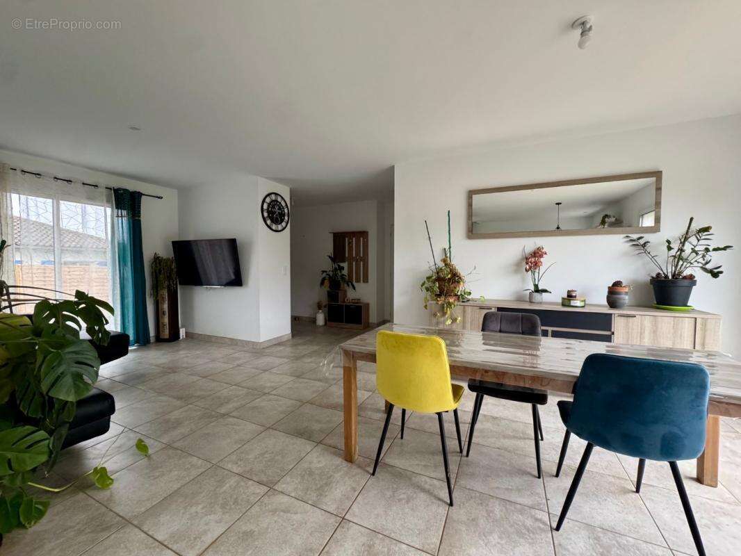 Maison à ROQUECOURBE