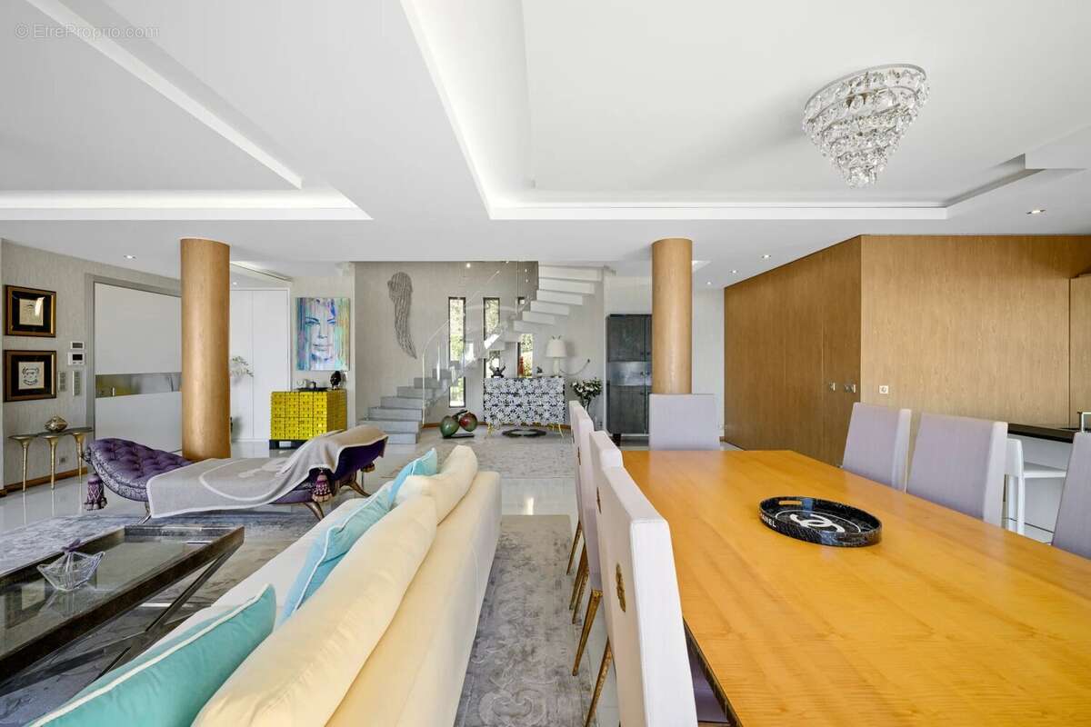 Maison à VILLEFRANCHE-SUR-MER