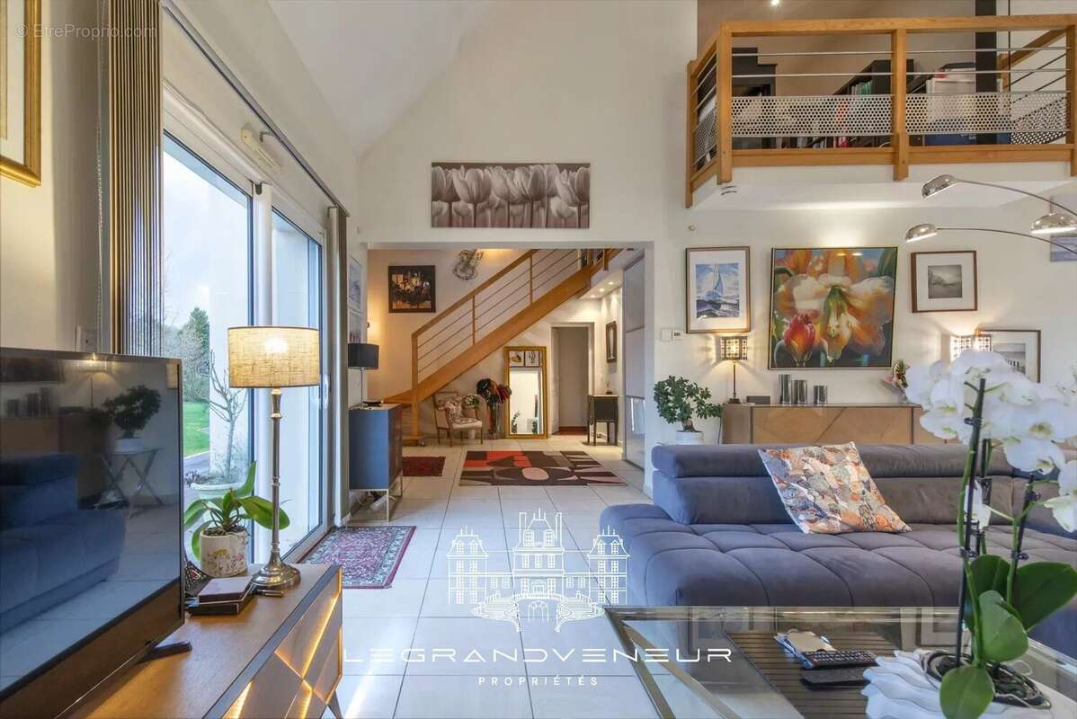 Maison à FONTAINEBLEAU