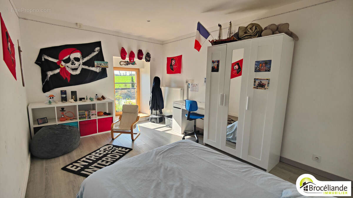 Maison à SAINT-GILLES