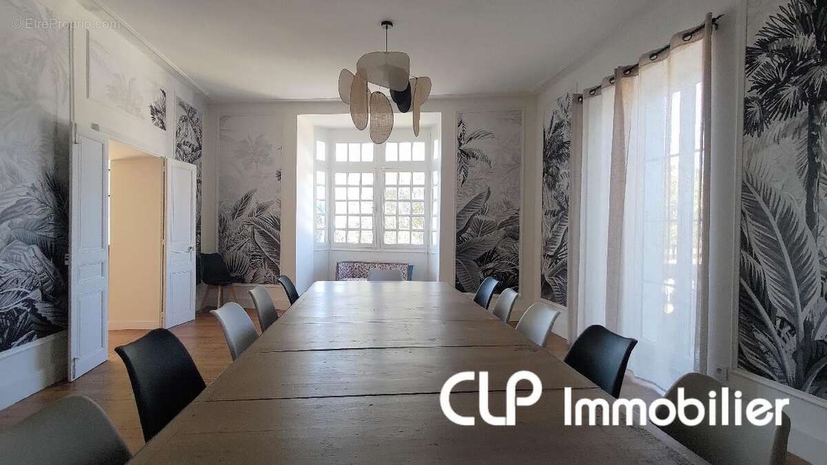 Maison 302 m² à Montelimar  - photo 5