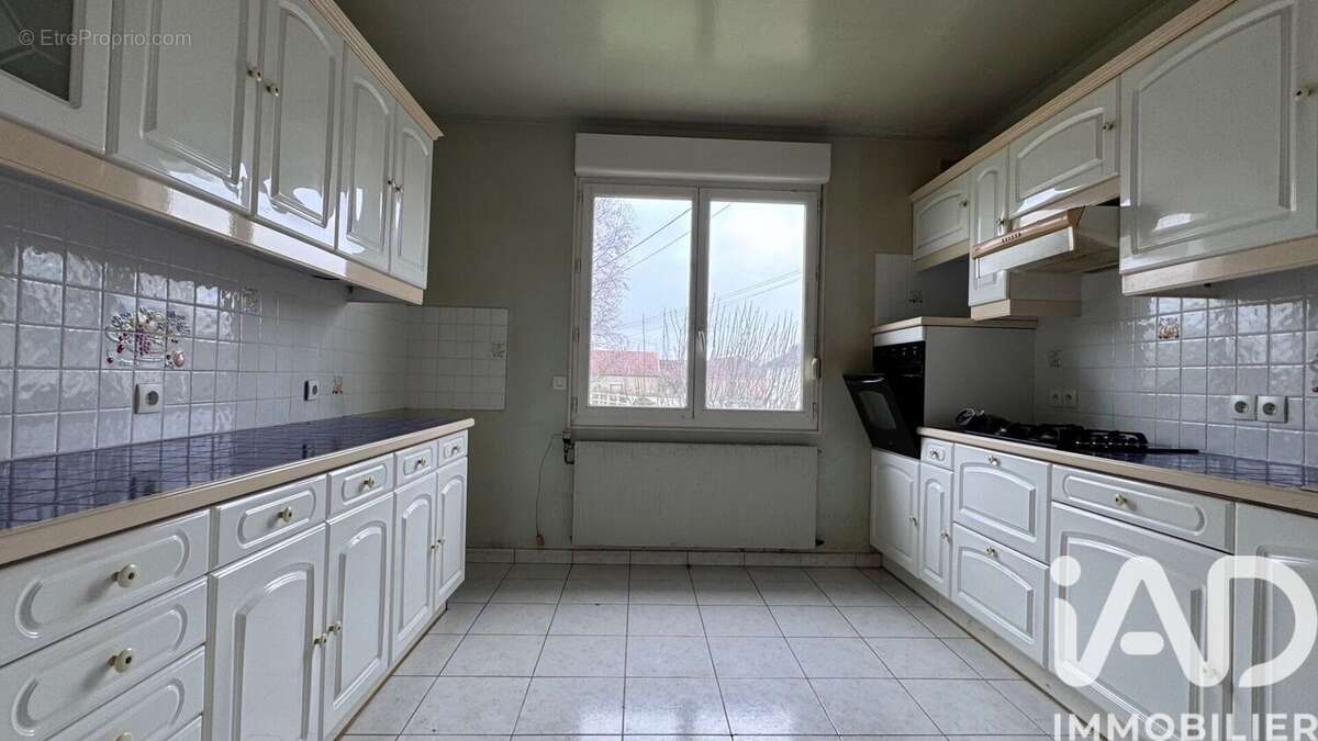 Photo 2 - Maison à MAIZIERES-LA-GRANDE-PAROISSE