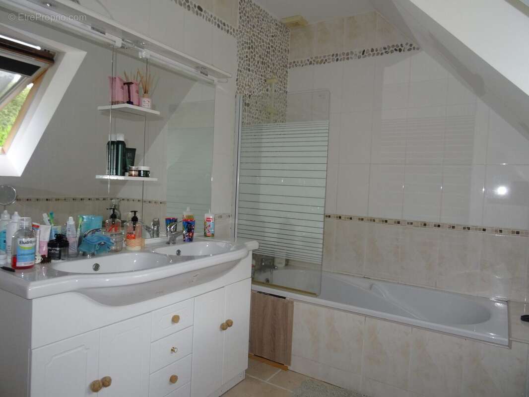 Maison 105 m² à Le Vieux-Marche  - photo 7