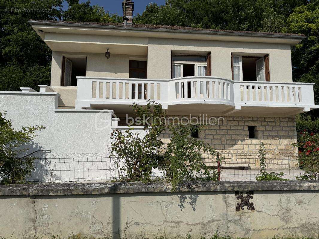 Maison à BAR-SUR-SEINE