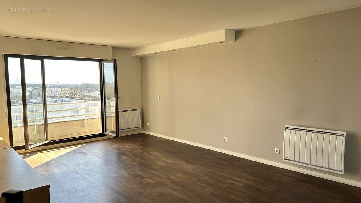 Appartement à SURESNES