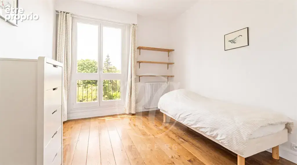 Garches – superbe appartement familial de 111 m² en parfait état avec piscine et tennis – clé en mai - photo 12