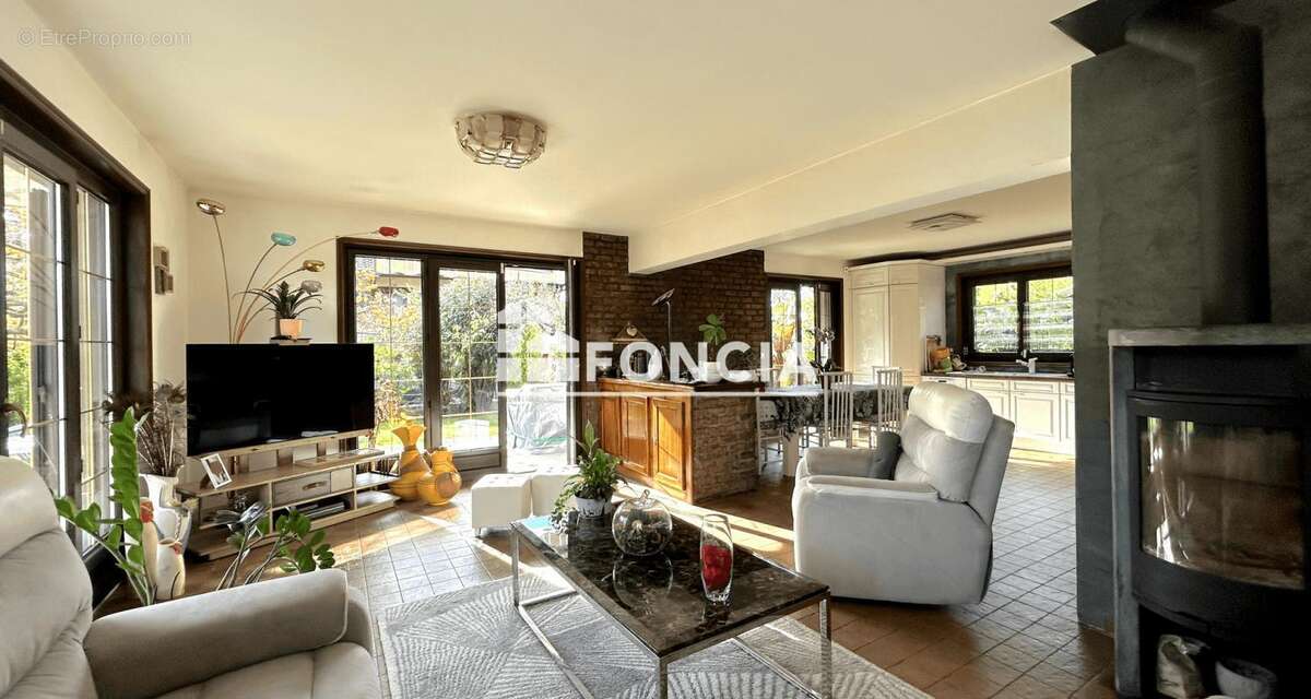 Maison à BONS-EN-CHABLAIS