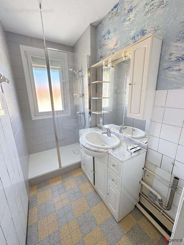 Appartement à ECHIROLLES