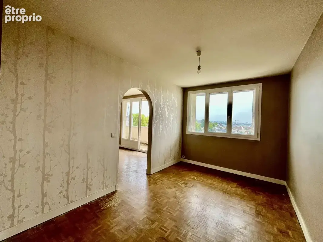 DRANCY - PARIS CAMPAGNE - Bel appartement F4 de 67 m² avec 3 chambres - photo 4