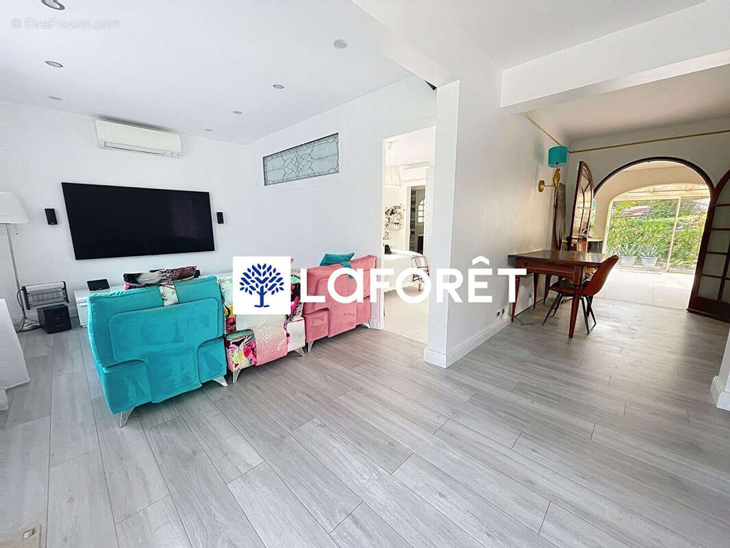 Maison à CAGNES-SUR-MER