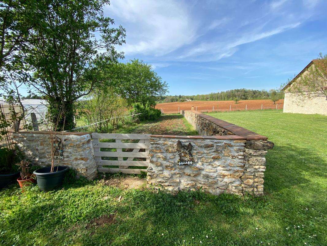 Maison à SAINTE-ALVERE