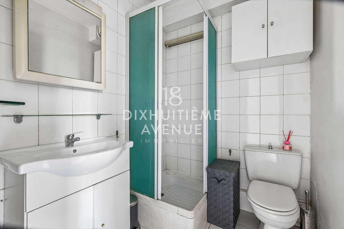 Rue Labat, studio 23m² sur jardin - photo 6