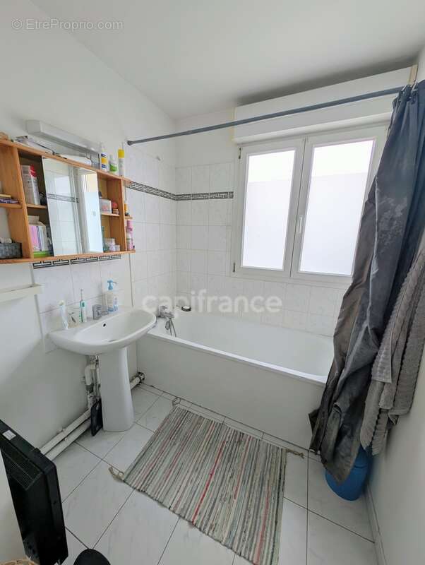 3 pièces lumineux avec balcon, parking et ascenseur - photo 9