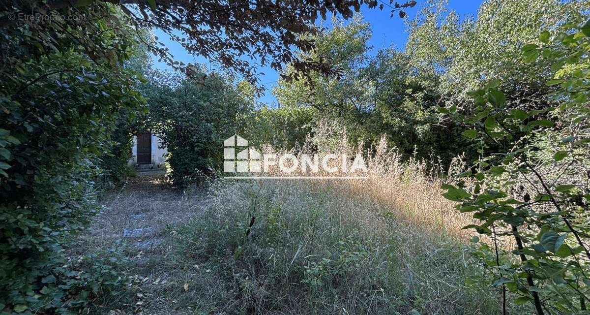 Maison 5 pièces de 85M2 de plein pied, sur une parcelle de terrain de 755M2 constructible - photo 4