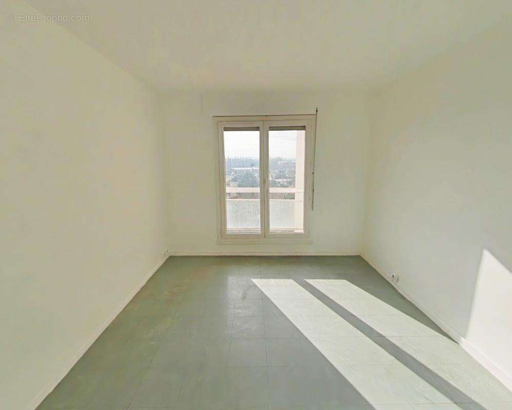 Appartement à AULNAY-SOUS-BOIS