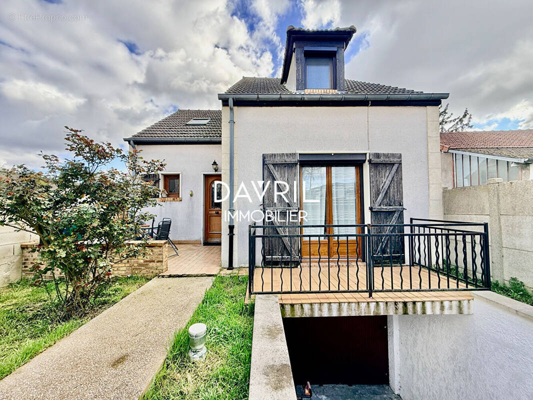 Maison à CONFLANS-SAINTE-HONORINE