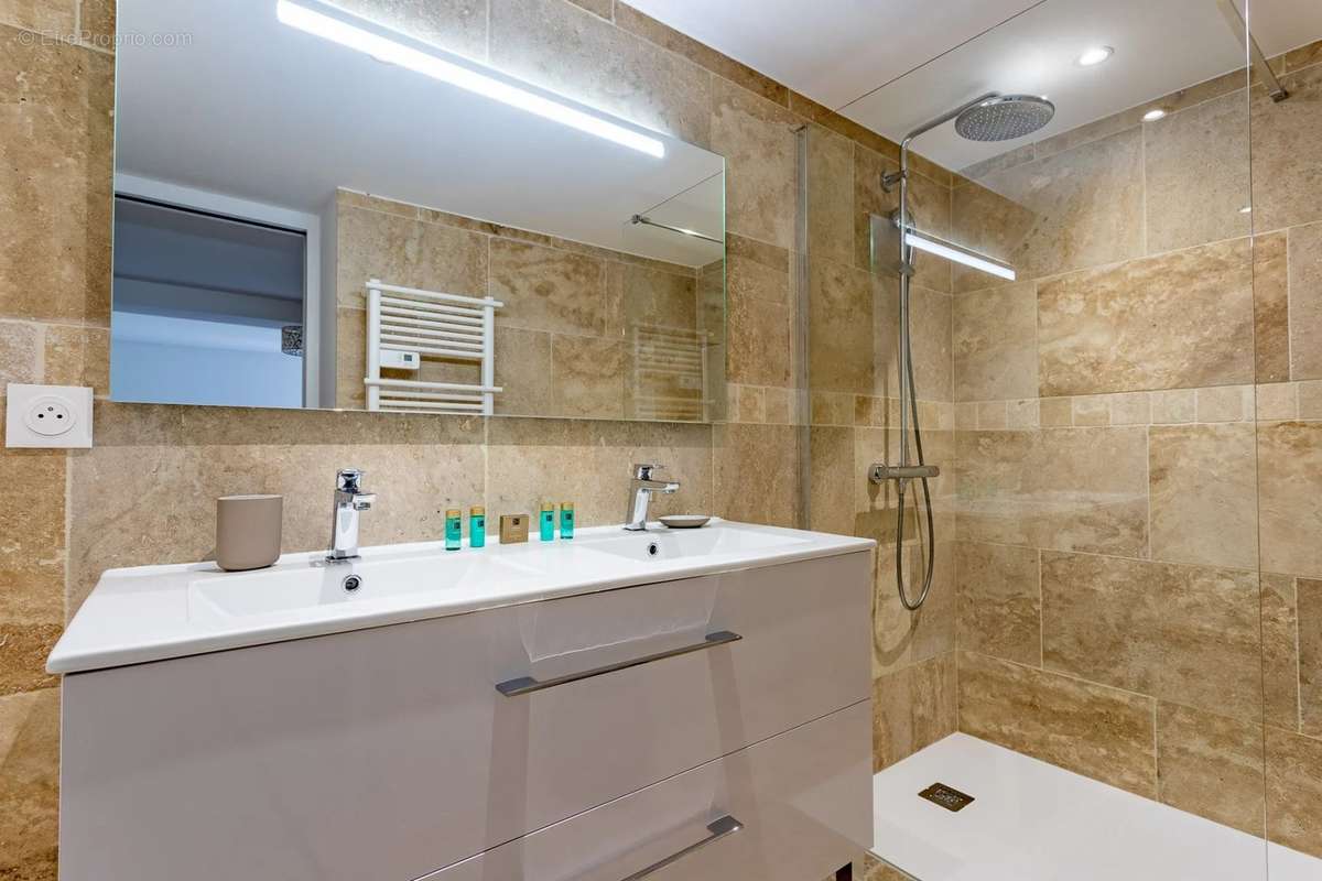 Appartement à LE BOUSCAT