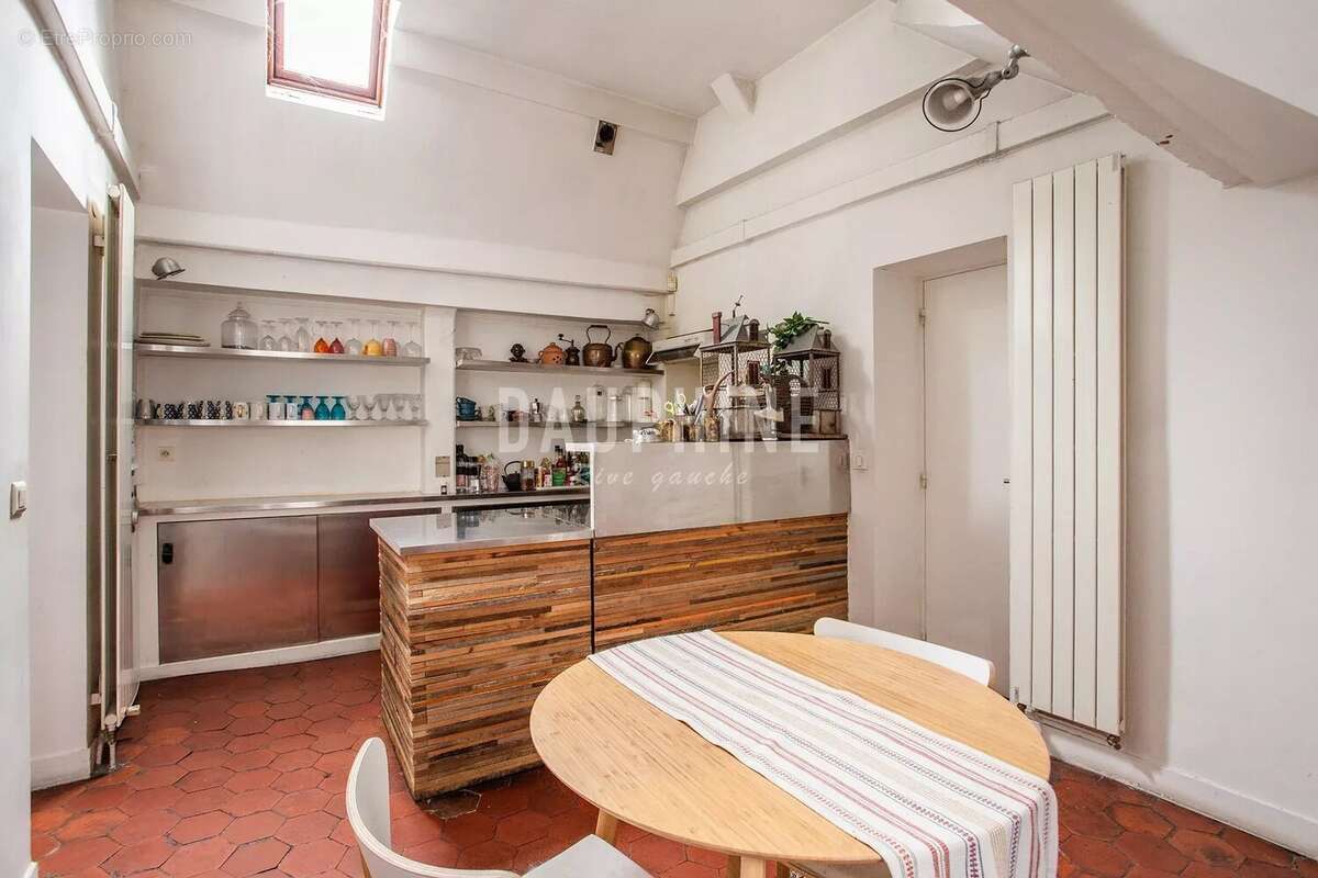 Appartement à PARIS-6E