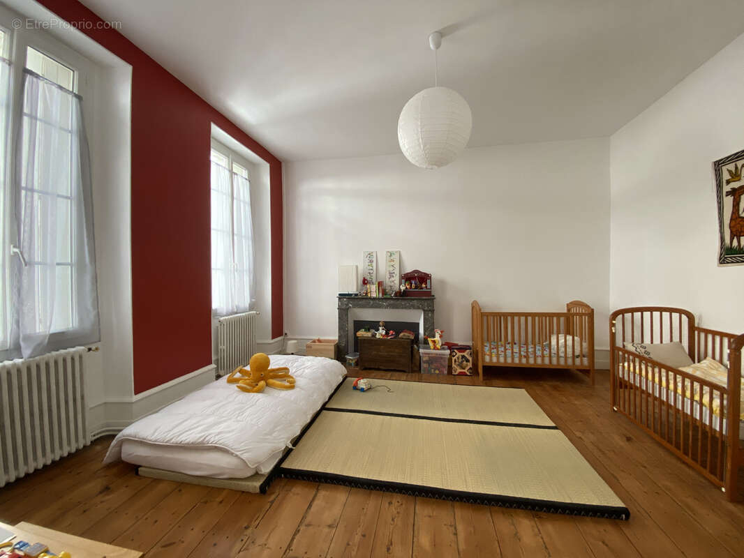 Maison à CHATEAUNEUF-SUR-CHARENTE