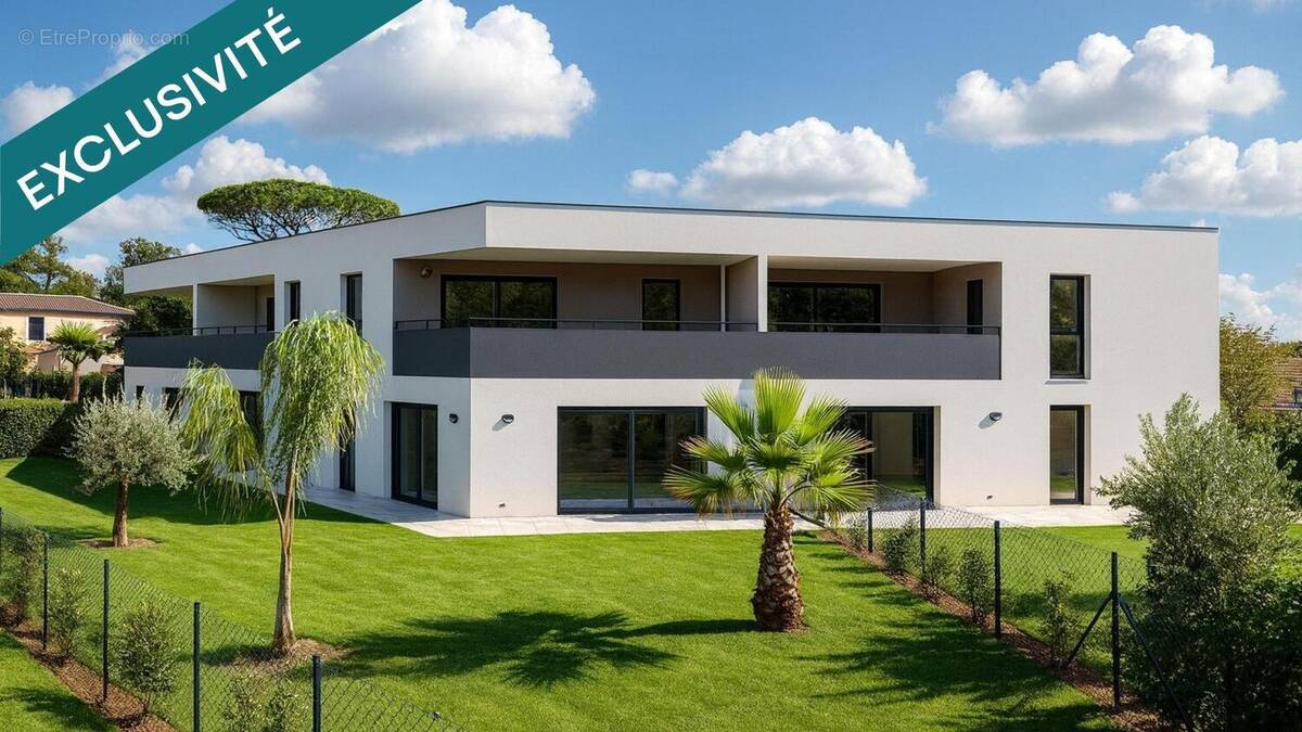 Photo 1 - Appartement à FREJUS