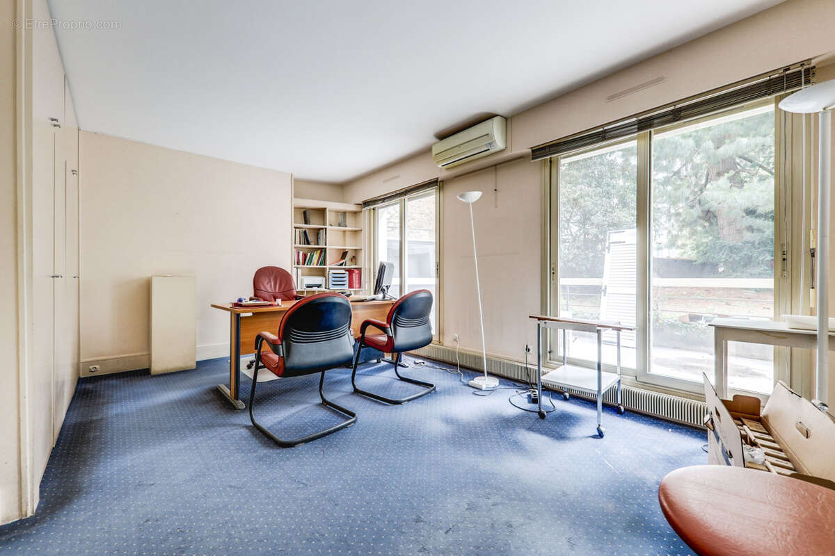 Appartement 175 m² à Paris-14e  - photo 3