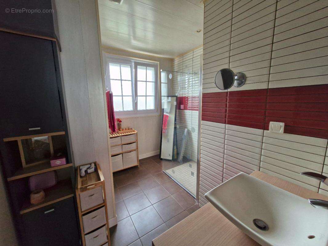 Maison à SAINT-LUMINE-DE-COUTAIS