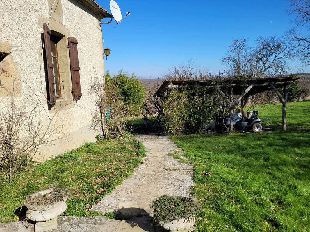 Maison à SAINT-JUSTIN