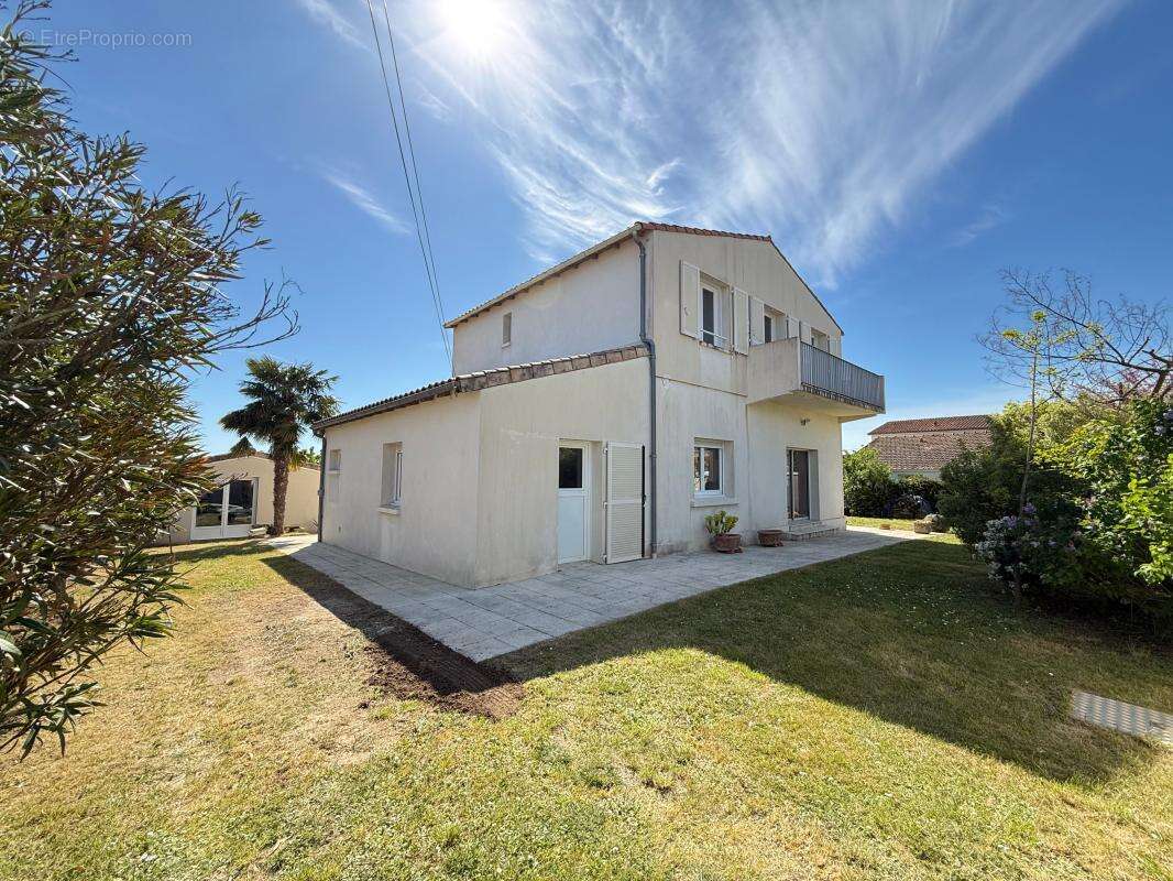 Maison à SAINT-PALAIS-SUR-MER