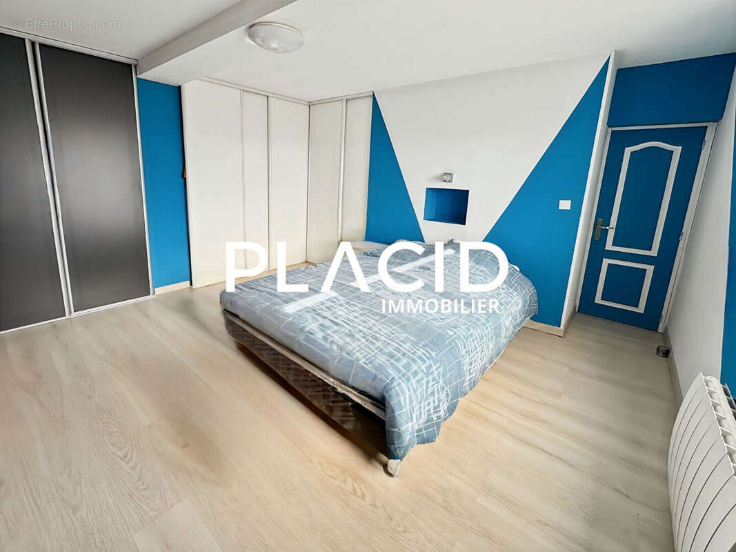 Maison à LES ATTAQUES