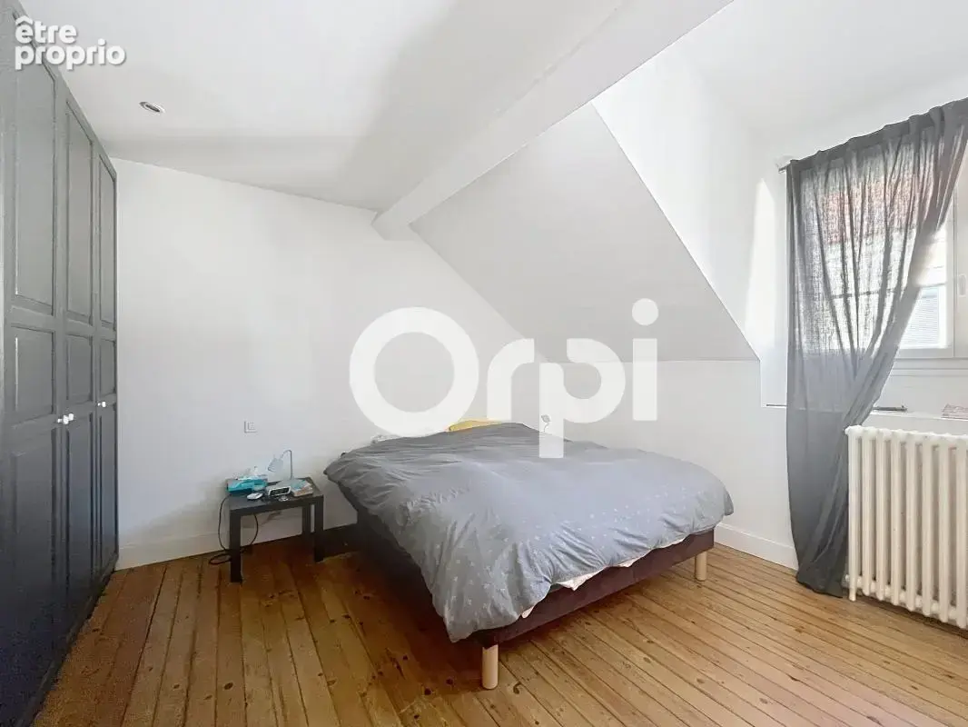Achat maison Périgueux — Maison à vendre à Périgueux, Quartier Le Toulon : rénovée avec piscine, jardin et extension lumineuse - photo 7