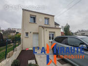 Maison à SARTROUVILLE