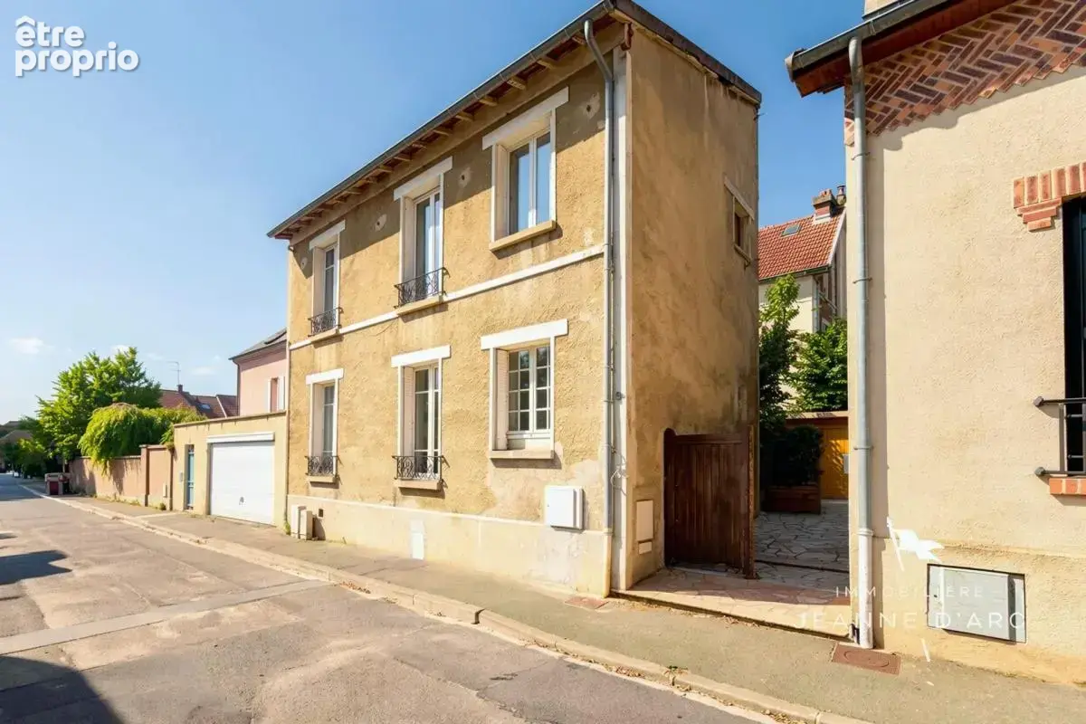 Maison à LE CHESNAY