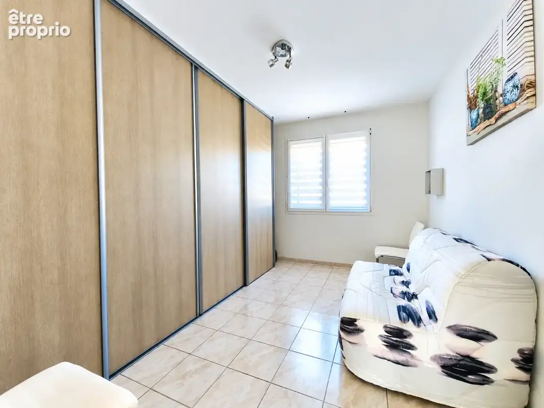 Superbe maison de habitable plain-pied située à Saint-Gibrien ! - photo 9