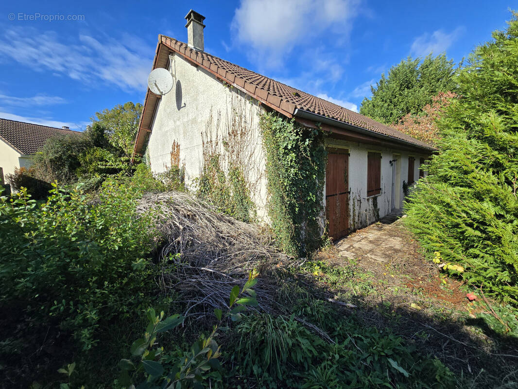 Maison à SAINT-MAURICE-LES-BROUSSES