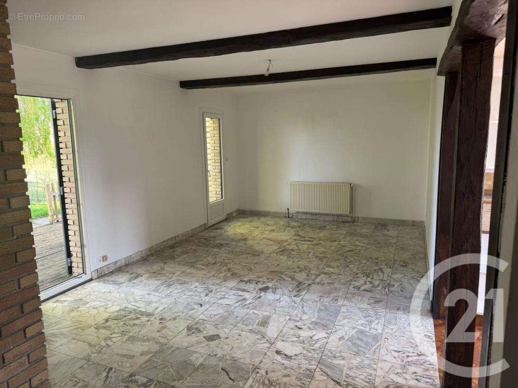 Maison à RANG-DU-FLIERS