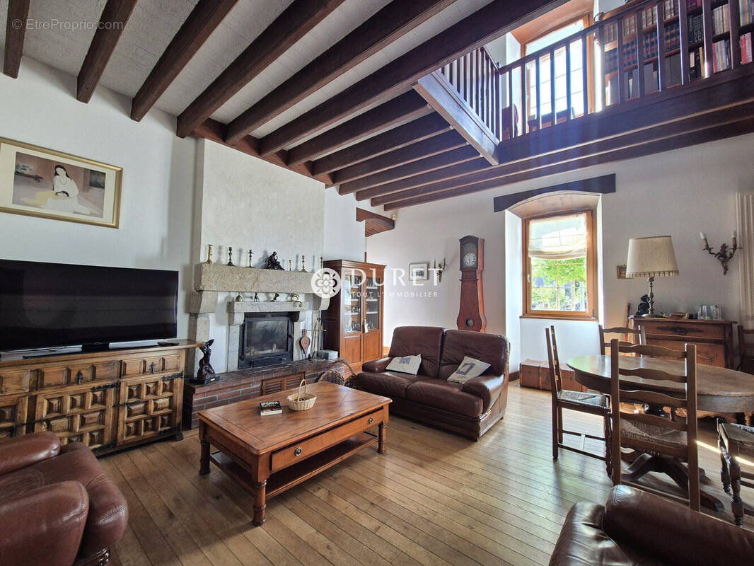 Maison à LES CLOUZEAUX