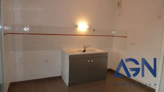 Appartement à LE CRES