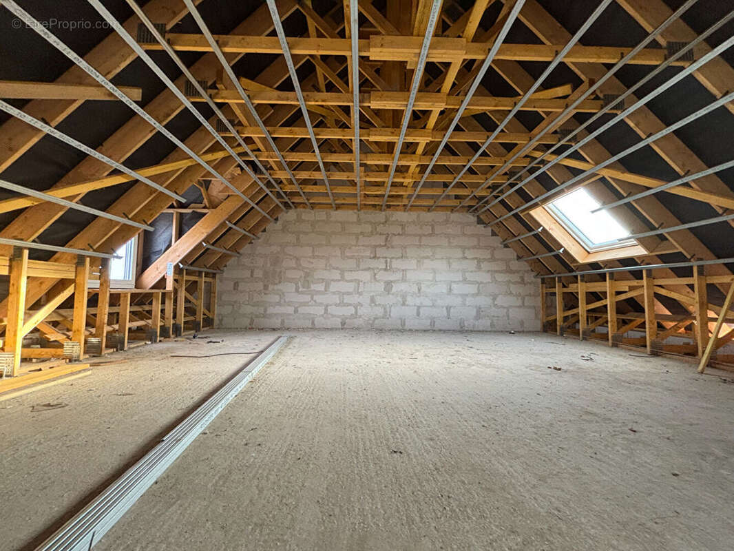 Maison à CHERY-LES-POUILLY