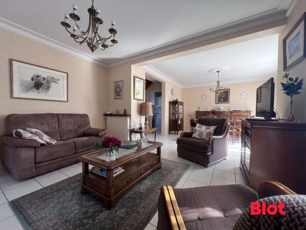Maison 102 m² à Vannes  - photo 3