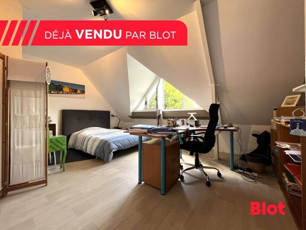 Maison à CINTRE
