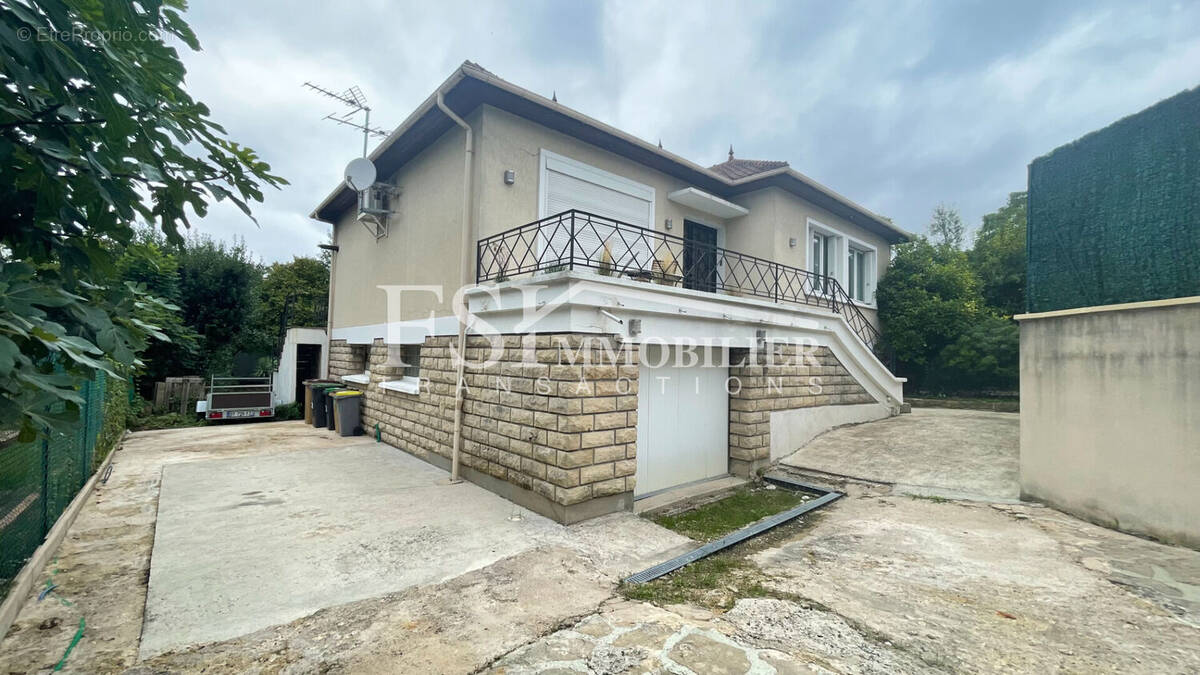 Maison à SOISY-SOUS-MONTMORENCY