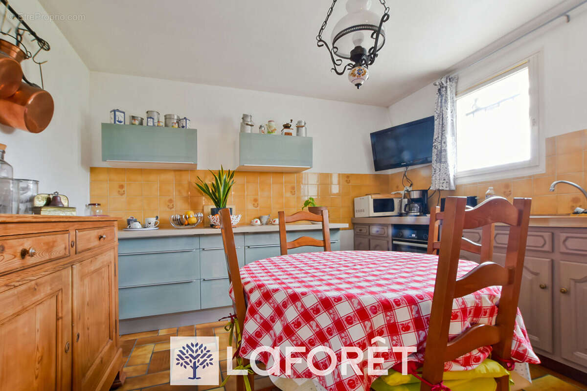 Maison à SAINT-FORT-SUR-GIRONDE