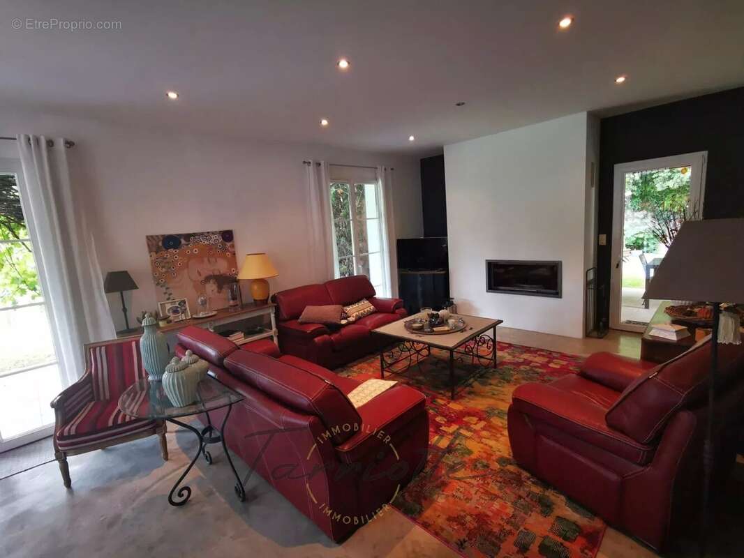VILLA - 10672 - photo 24