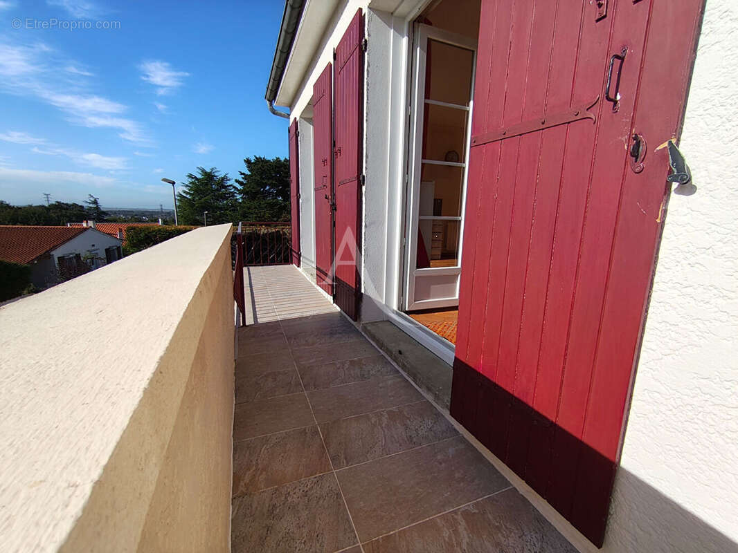 Maison à FONTCOUVERTE