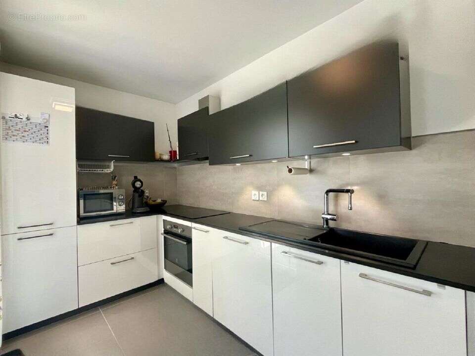 cuisine ouverte séjour - Appartement à SAINT-JULIEN-EN-GENEVOIS